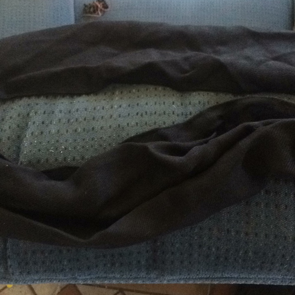 FINAL MARKDOWN Black infinity scarf osfm